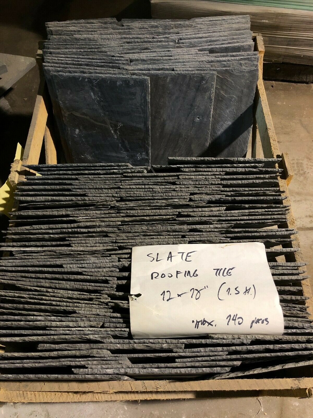 Multi-color Slate Roofing Tile (12x18) (approx. 140 Count)